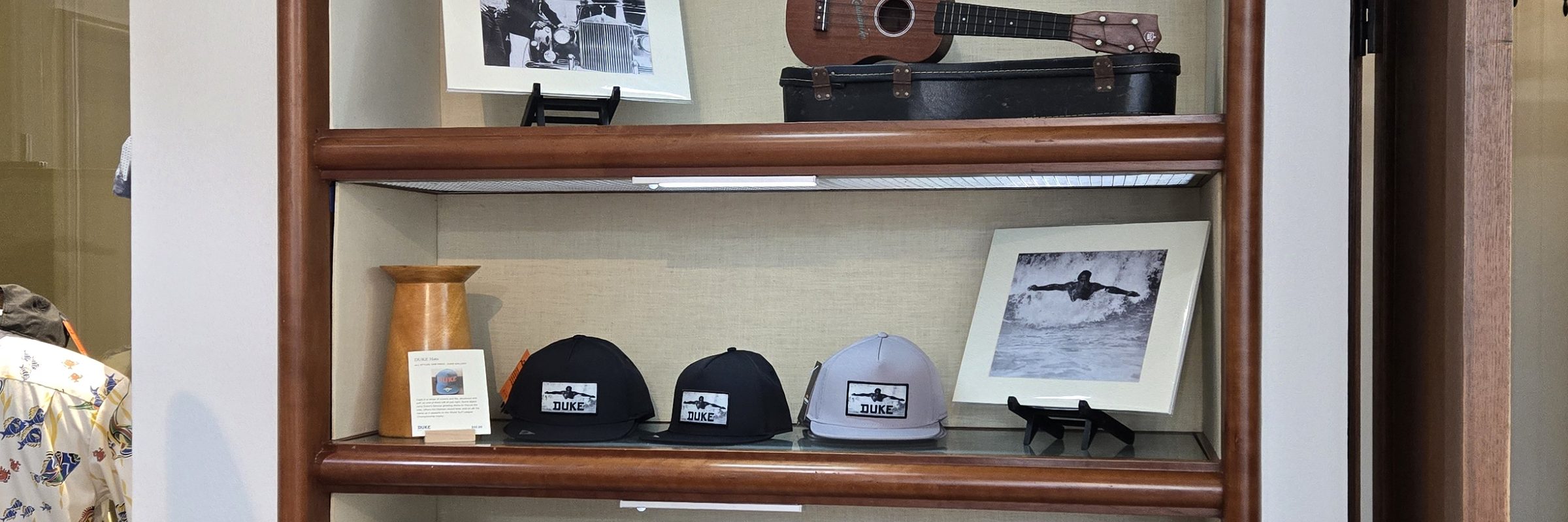 Caps