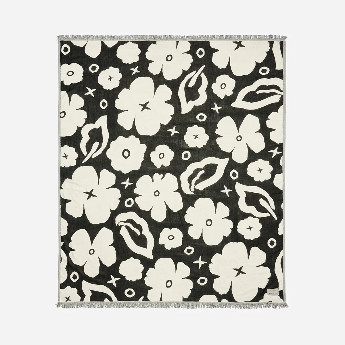 ACC ST XOXO Driftweave Blanket - Black